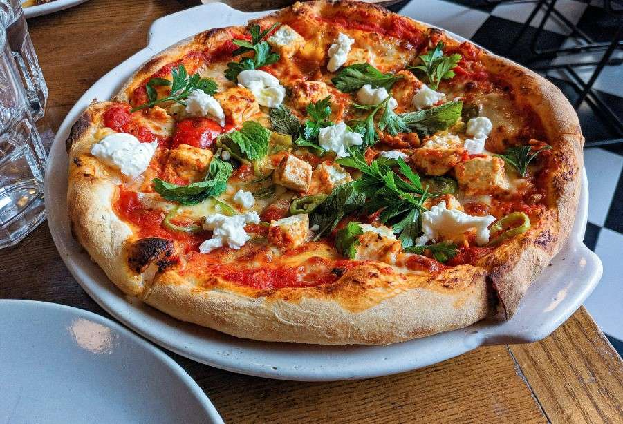 Italian Pizza Vs American Pizza