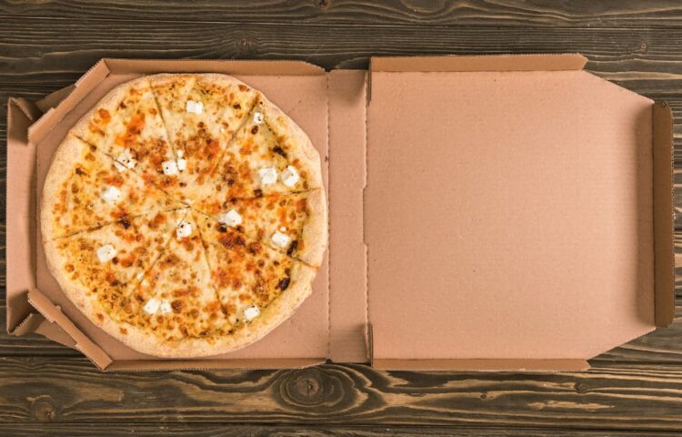 Keeping Pizza Warm in Oven in Box
