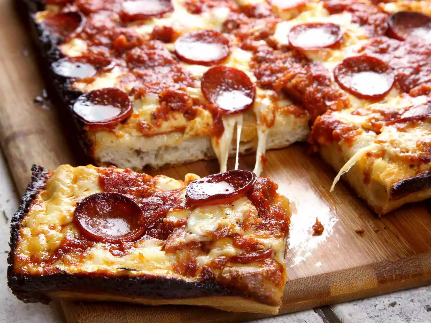 Detroit Style Pizza Vs Deep Dish
