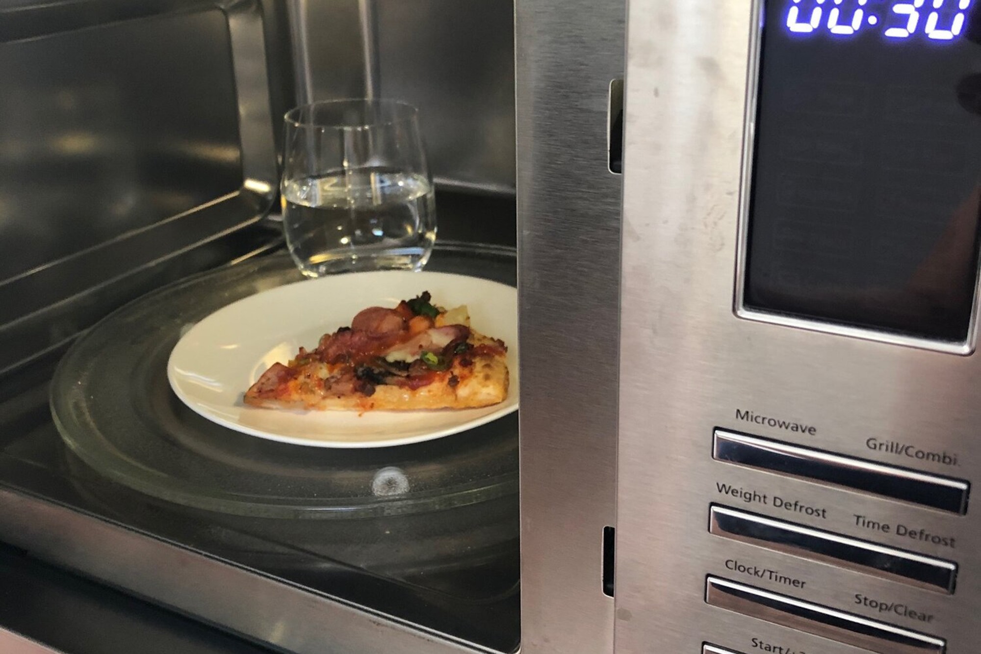 How Long Can Dominos Pizza Stay in Fridge Expert Tips Revealed