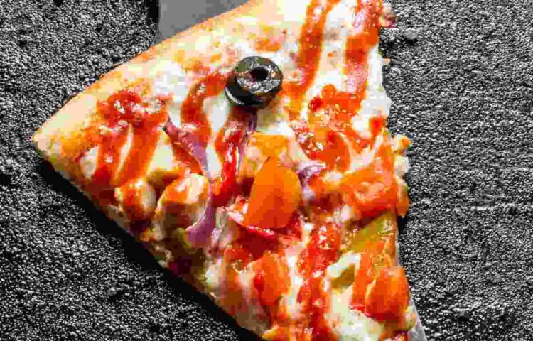 How Many Calories Per Slice of Pizza