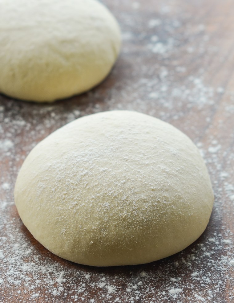 How Much Dough for a 16 Inch Pizza