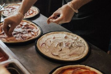 How to Cook a Frozen Papa Murphy's Pizza