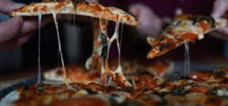 How to Keep Pizza Hot at a Party: 5 Genius Tips