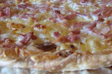 Trader Joe's Ham and Gruyere Pizza