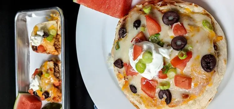 Trader Joe's Mexican Pizza: A Delicious Twist on a Taco Bell Classic!