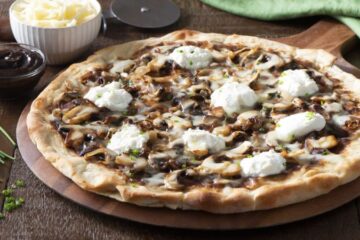 Black Garlic Pizza