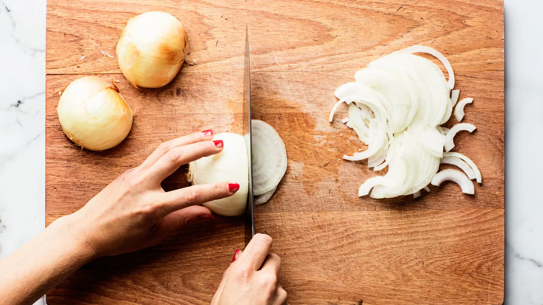 How to Cut Onion for Pizza