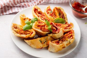 Pour-In-The-Pan Pizza With Tomatoes And Mozzarella