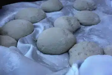 Can Pizza Dough Be Left Out Overnight