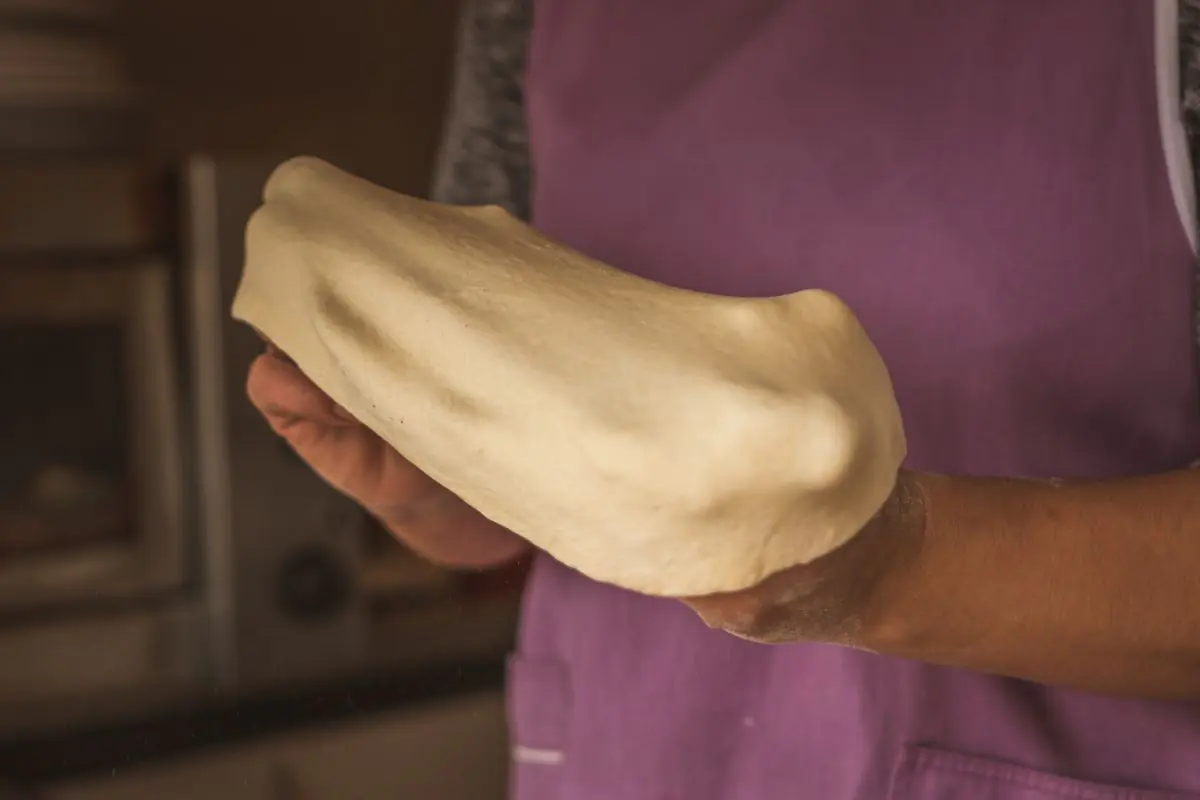 How to Fix Pizza Dough That Wont Stretch