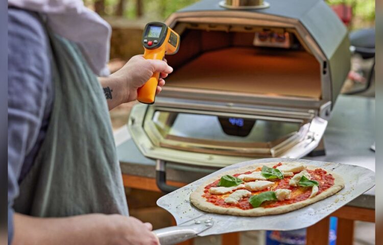 Best Pizza Accessories for Home Use