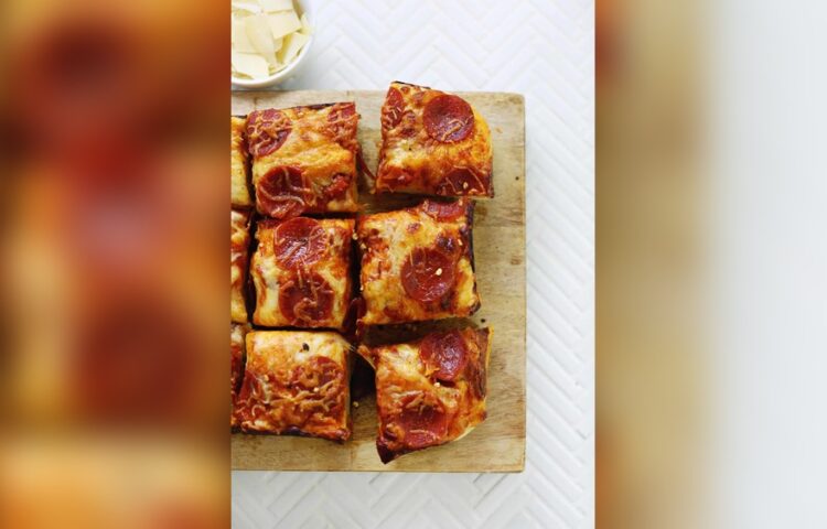Does Pan Thickness Affect Pizza