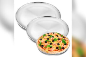 Non-Stick Vs Stainless Pizza Pan