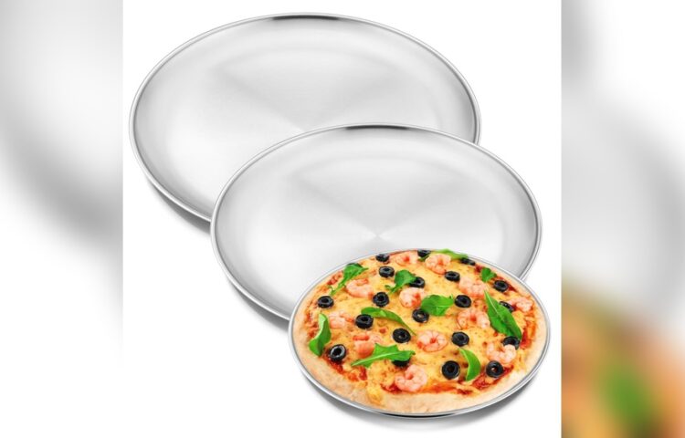 Non-Stick Vs Stainless Pizza Pan