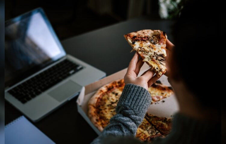 Pizza Late-Night Eating Effects